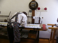 �����̖͗l��t���Ă���Ƃ���ł�